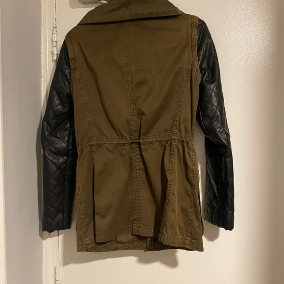 Jacket - Picture 3 of 6